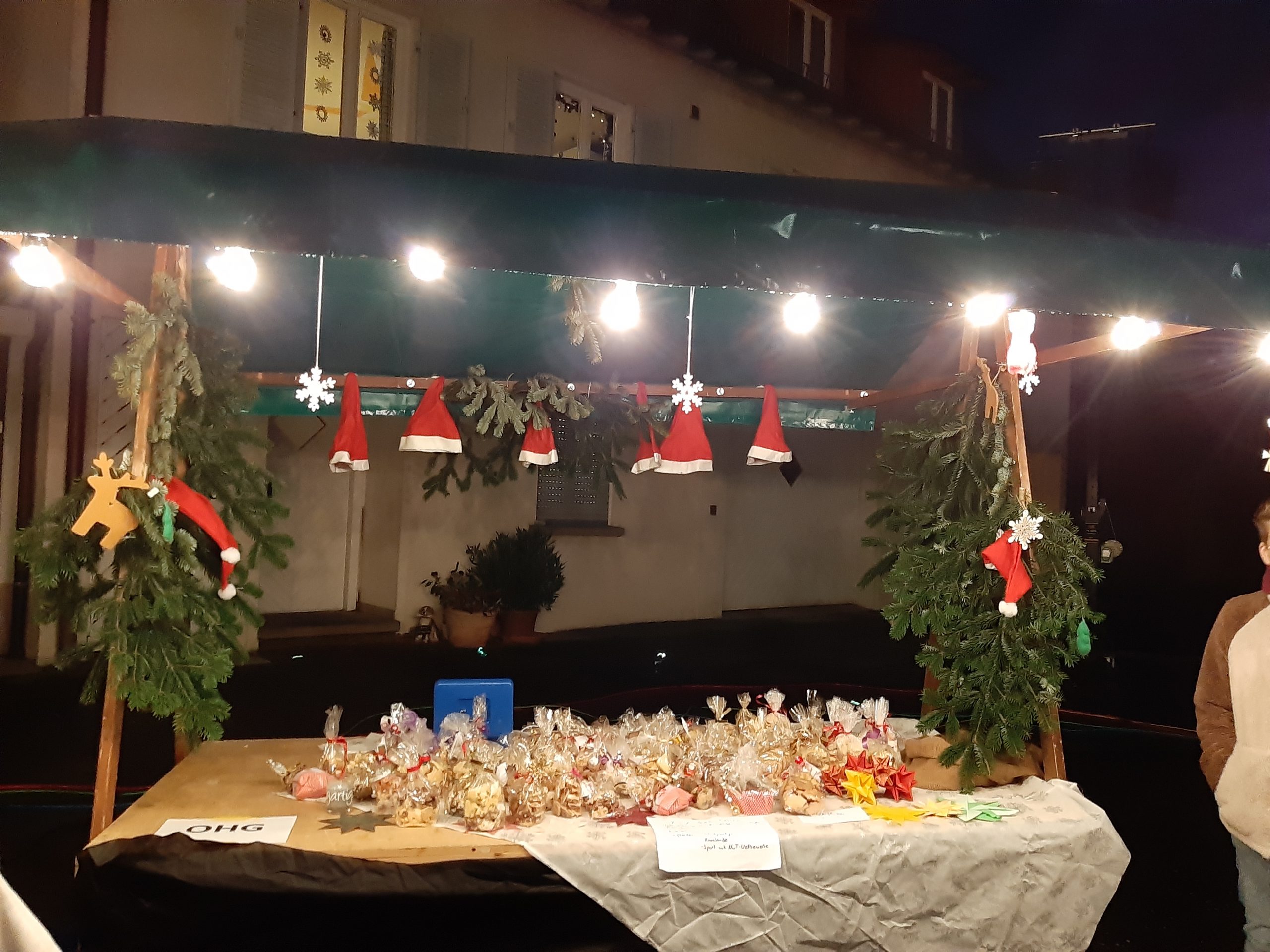 SMV-Stand beim Nellinger Weihnachtsmarkt